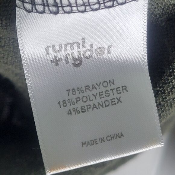 Rumi & Ryder Boys Sz M 8-10 Green Black Long Sleeve Sweatshirt - Picture 7 of 12